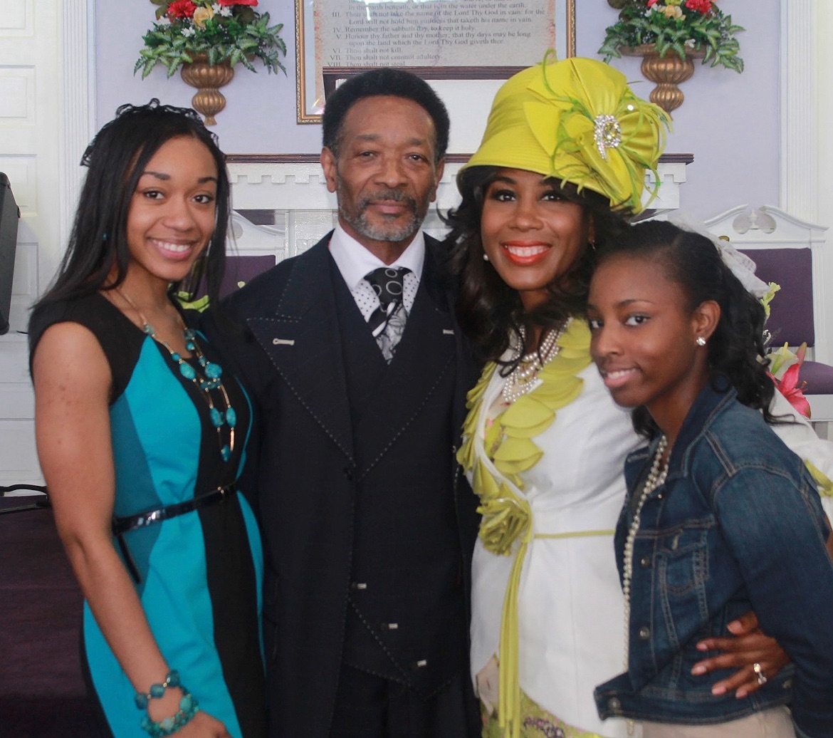 The Kingcannon family at church